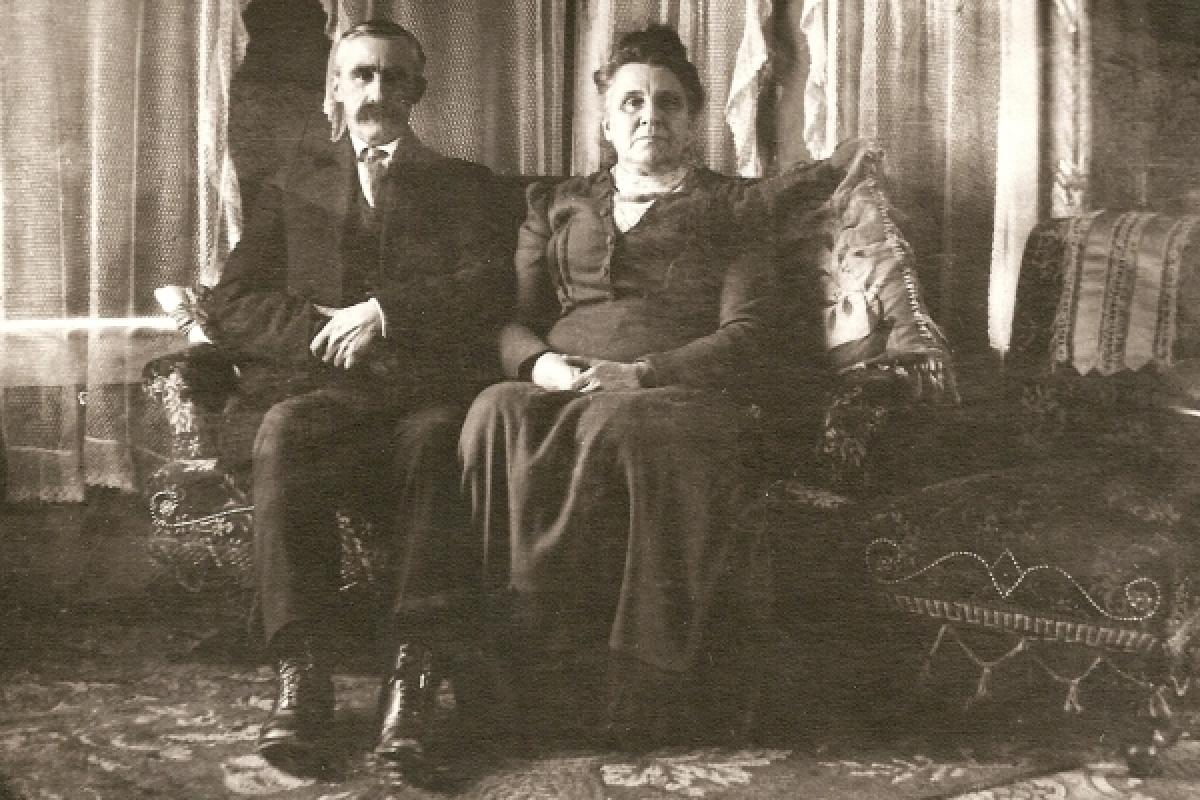 Robert Lincoln Chamberlain, and his wife, Gertrude Hanson Chamberlain 